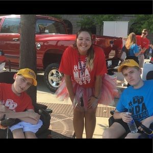 Meet your Posher, Chloe